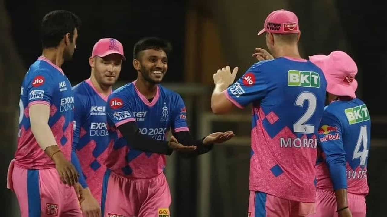 IPL 2021: जगातील नंबर 1 टी-20 बोलर राजस्थान रॉयल्समध्ये, या खेळाडूच्या जागी खेळणार