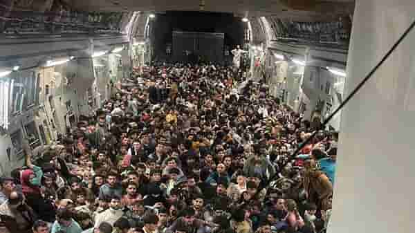 Afghanistan Crisis : अमेरिकेने आतापर्यंत 88 हजार लोकांना काबुलमधून बाहेर काढलं, 31 ऑगस्टपर्यंतचा प्लॅन काय?