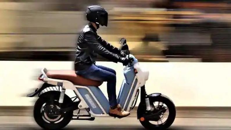 सिंगल चार्जमध्ये 160 किमी रेंज, eBikeGo ची इलेक्ट्रिक स्कूटर भारतात लाँच, किंमत... सिंगल चार्जमध्ये 160 किमी रेंज, eBikeGo ची इलेक्ट्रिक स्कूटर भारतात लाँच, किंमत...