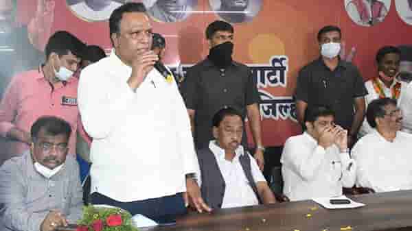 उद्धव ठाकरे महाराष्ट्राच्या असहिष्णुतेचे जनक, आशिष शेलार यांचा घणाघाती हल्ला
