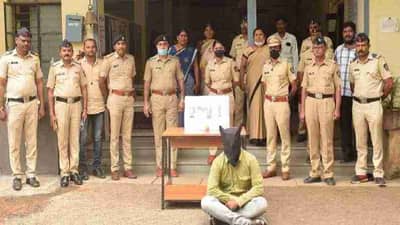 गावठी कट्टा कंबरेला बांधून गावभर फिरला, शेवटी पोलिसांनी दाखवला इंगा, तरुणाच्या मुसक्या आवळल्या