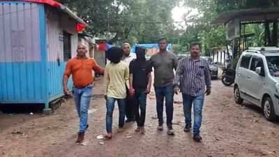 गोडाऊनमध्ये लाखो रुपयांची रोकड ठेऊन चावी गुप्त ठिकाणी, त्यानंतरही मालाडच्या कुरिअर कंपनीत चोरी, नेमकं काय घडलं