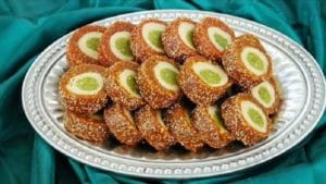 Janmashtami 2021 Recipes : जन्माष्टमीच्या निमित्ताने 5 आरोग्यदायी आणि स्वादिष्ट गोड डिश घरच्या घरी बनवा!