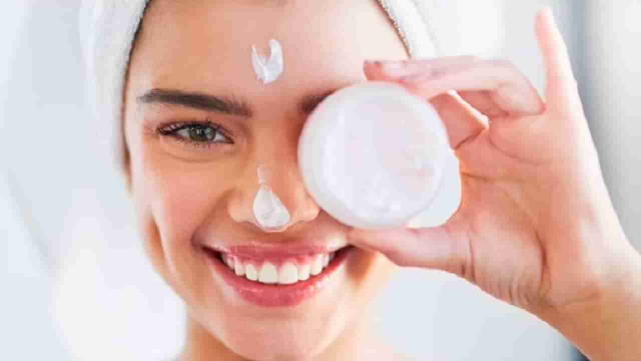 Skin Care Tips : टॅन काढण्यासाठी आणि चमकदार त्वचेसाठी हे घरगुती उपाय करून पाहा!