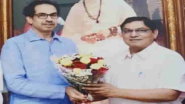शिवसेनेचा नागपुरातील बडा नेते राष्ट्रवादीत, मुंबईत हालचालींना वेग, माजी पदाधिकाऱ्याला तातडीचं बोलावणं