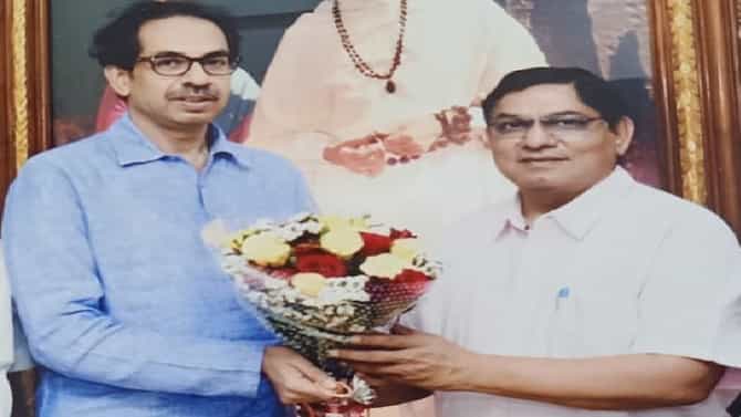 शिवसेनेचा नागपुरातील बडा नेते राष्ट्रवादीत, मुंबईत हालचालींना वेग, माजी पदाधिकाऱ्याला तातडीचं बोलावणं