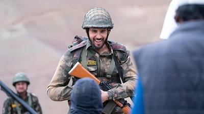 You Know? : सिद्धार्थ मल्होत्रानं म्हणतो, अभिनेता नसतो तर सैनिक झालो असतो!