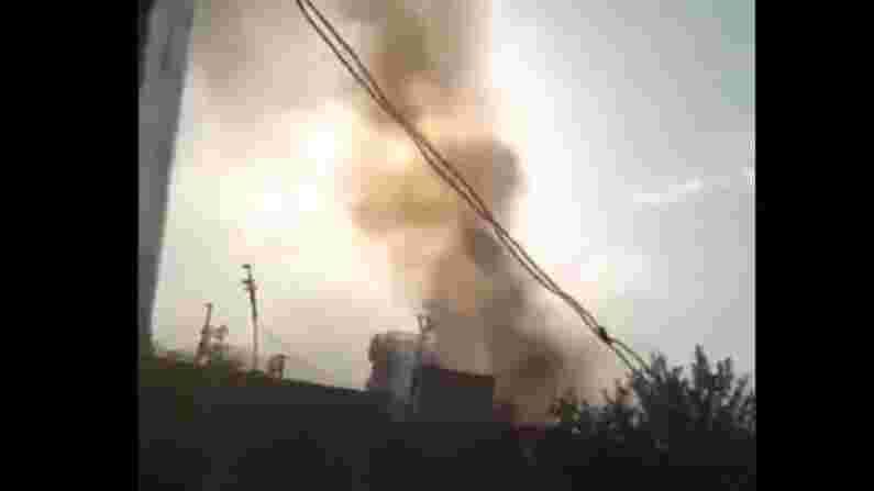काबूल आणखी एका स्फोटानं हादरलं, इसिसचा रॉकेट हल्ला, 2 जणांचा मृत्यू, आकडा वाढण्याची भीती