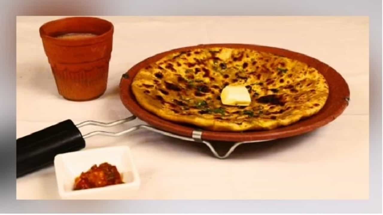 Breakfast : झटपट आलू पराठे घरी बनवा, पाहा खास रेसिपी!