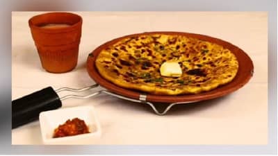 Breakfast : झटपट आलू पराठे घरी बनवा, पाहा खास रेसिपी!