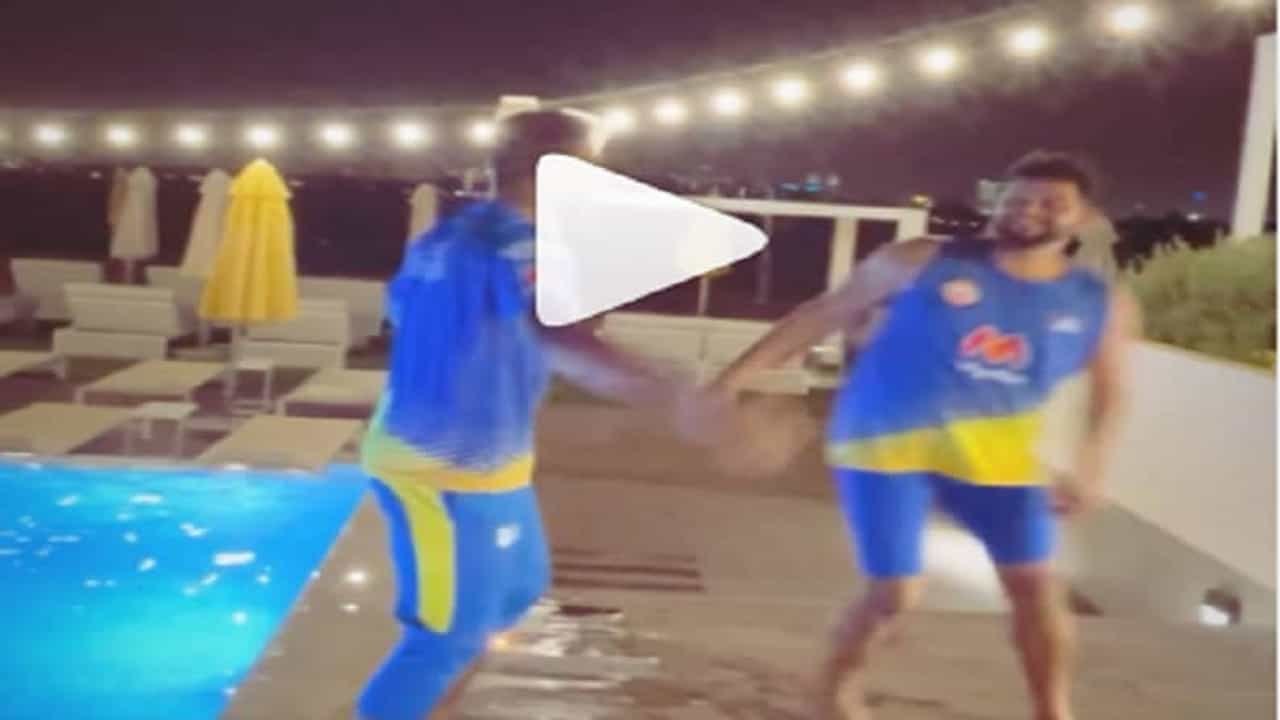 IPL 2021 : चेन्नईचा स्टार क्रिकेटर सुरेश रैना म्हणतो, मी JOHN CENA, पाहा रैनाचा WWE स्टंट