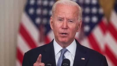 Breaking News: अमेरीकेत कोरोनाचा स्फोट, दरदिवशी लाख जणांना नव्यानं लागण, पश्चिम यूरोपात प्रत्येक देशात ओमिक्रॉनचे रुग्ण