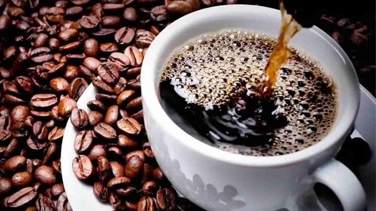 रोज तीन कप कॉफी प्यायल्यास हृदयरोग आणि स्ट्रोकचा धोका कमी होतो?; वाचा नव्या संशोधनाचा दावा काय?