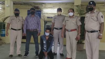 पैसे-मोबाईल दे, नाहीतर ठार मारेन, कल्याण स्टेशनवर तलवार दाखवून प्रवाशाला लुटण्याचा प्रयत्न