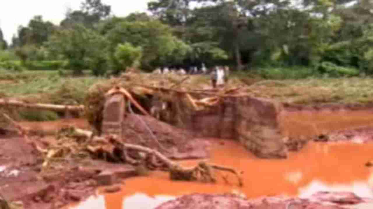 गावकऱ्यांनी वारंवार धरण गळतीची माहिती देऊनही पाटबंधारे विभागाचं दुर्लक्ष, कोल्हापूरात अनेक संसार उघड्यावर