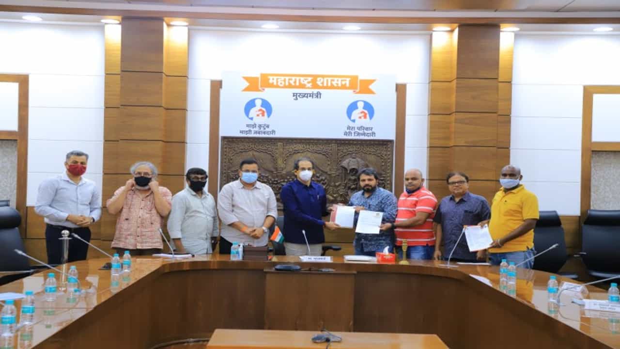 नाट्यगृह उघडणार, तिसरी घंटा पुन्हा वाजणार! 5 नोव्हेंबरपासून नाट्यगृह सुरु करण्याचे आदेश