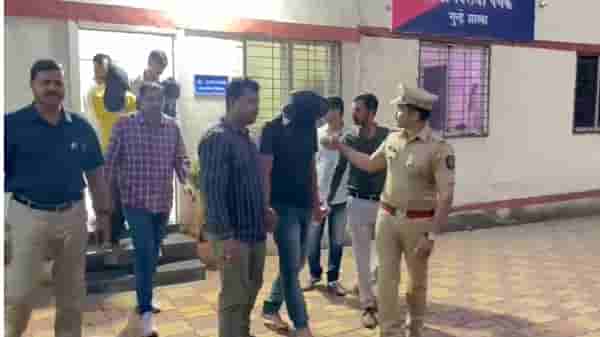 कामगारांच्या पगाराचे पैसे नेणाऱ्या ड्रायव्हरची पुण्यात लूट, तिघा जणांना अटक