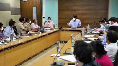 पोटासाठी भारतात, नवी मुंबईत राबणाऱ्या नेपाळी कामगारांसाठी लसीकरण कॅम्पची मागणी