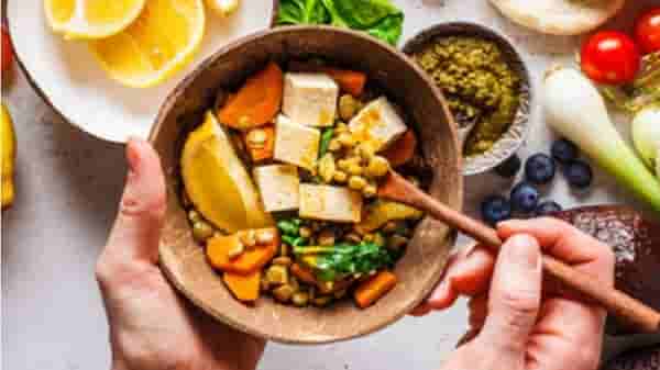 National Nutrition week 2021 : रोगप्रतिकारक शक्ती वाढवण्यासाठी आहारात या 5 गोष्टींचा समावेश करा!