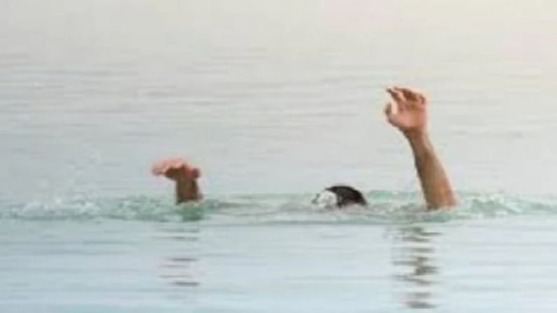 गोंदियात चार युवकांचा नदीत बुडून मृत्यू, मृतदेहांचा शोध सुरु, बुलडाण्यात तरुण वाहून गेला