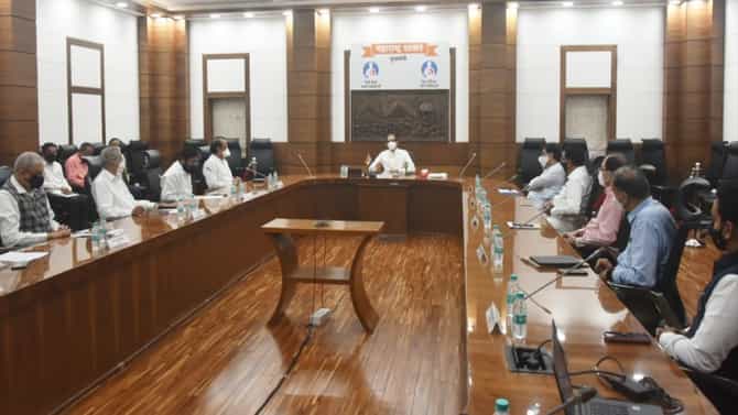 आरोग्य महत्वाचे, उत्सव नंतरही साजरे करू, गणेशोत्सवाच्या पार्श्वभूमीवर मुख्यमंत्र्यांचं आवाहन
