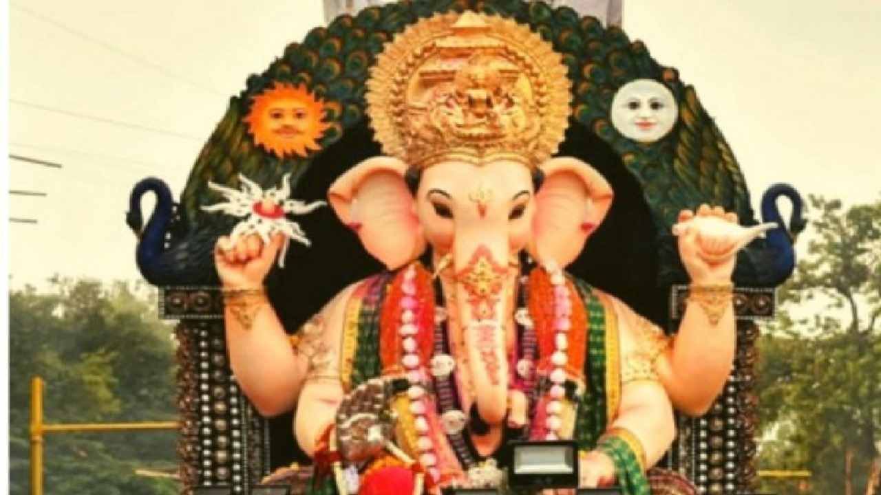 Ganesh Festival 2021 | संकटनाशक गणेश स्तोत्राचं पठण करा, गणपती बाप्पा तुमची सगळी विघ्नं दूर करेल