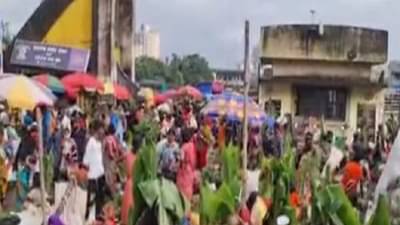 कल्याण मार्केटमध्ये तुफान गर्दी, खरेदीसाठी झुंबड