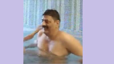 धक्कादायक! डीएसपीची महिला कॉन्सटेबलसोबत अंघोळ, व्हिडीओत अश्लिल चाळे, तेही सहा वर्षाच्या मुलासमोर