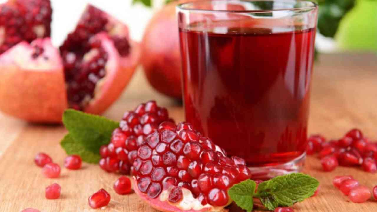 Benefits Of Pomegranate Juice : डाळिंबाचा रस दररोज पिण्याचे आरोग्यदायी फायदे!