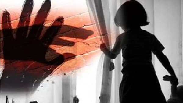 8 ते 11 वर्षाच्या मुलांकडून 6 वर्षीय चिमुकलीसोबत भयावह कृत्य, आपली वाटचाल नेमकी कुठल्या दिशेला चाललीय?