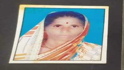 अतिवृष्टीमुळे डोळ्यांदेखत शेती उद्ध्वस्त, सारं वाहून गेलं, डोक्यावर कर्जाचा डोंगर, शेतकरी महिलेचं टोकाचं पाऊल