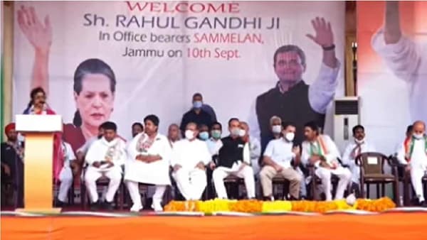 काल शरद पवारांनी सुनावलं आज रजनी पाटलांनी, राहुल गांधींना तोंडावर काँग्रेसची कमजोरी सांगितली