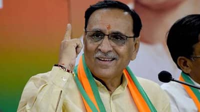 Gujarat CM Resigns: गुजरातच्या राजकारणात भूकंप; मुख्यमंत्री विजय रुपाणी यांचा राजीनामा