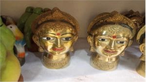 PHOTO: गौराईच्या देखण्या मुखवट्यांनी सजली बाजारपेठ, पाहूनच मन प्रसन्न होईल, माहेरवाशीणीच्या आगमनाची उत्सुकता