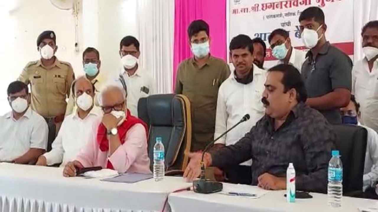 VIDEO : मंत्री छगन भुजबळांना शिवसेना आमदार भिडला, भर बैठकीत कॅमेऱ्यासमोर खडाजंगी, हमरीतुमरी!