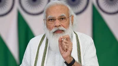 कोरोनावरील उपचारांसाठी केंद्र सरकारकडून तरुणांना 4000 रुपयांची मदत, जाणून घ्या नेमकं प्रकरण काय?