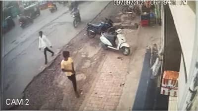 एकतर्फी प्रेमातून शिवीगाळ, पोलिसात तक्रार केल्याने चाकूहल्ला, 20 वर्षीय तरुणीचा मृत्यू