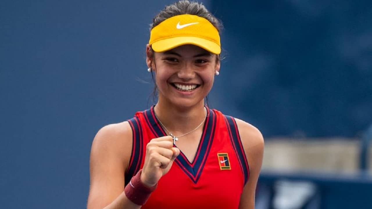 US Open 2021 च्या महिला गटात एमा राडुकानू विजयी, स्पर्धा जिंकत नवा विक्रमही केला नावे