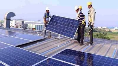 घरावर सौर पॅनल बसवतायेत?, या गोष्टींची घ्या काळजी; अन्यथा होऊ शकते मोठे नुकसान