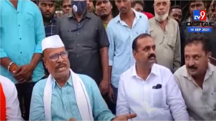Abdul Sattar | मृत्यू प्रमाणपत्र देण्यास टाळाटाळ, अब्दुल सत्तारांनी ग्रामसेवकाला झापलं Abdul Sattar | मृत्यू प्रमाणपत्र देण्यास टाळाटाळ, अब्दुल सत्तारांनी ग्रामसेवकाला झापलं
