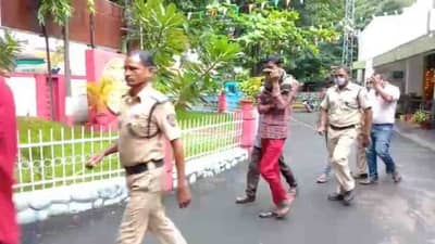 भलत्याच चोरट्या गँगचा पर्दाफाश, गाड्यांचे सायलेन्सर काढून प्लॅटिनम विकणारी टोळी जेरबंद!