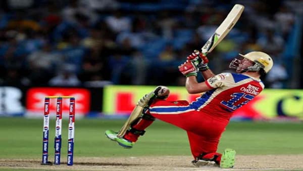 IPL 2021 : डिव्हिलियर्सचा धमाका, सराव सामन्यात वादळी शतक, RCB ने रणशिंग फुंकलं