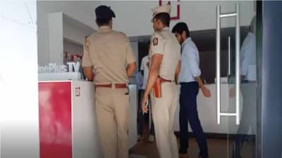 25 लाखांचे 65 मोबाईल पळवले, सीसीटीव्हीचा DVRही गायब, नागपुरात धाडसी चोरी