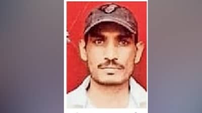 Aurangabad Crime: झाडाला लटकलेल्या त्या मृतदेहाचे रहस्य उलगडले, पत्नीचे तरुणासोबतचे एडिट केलेले फोटो पाहून आले होते नैराश्य