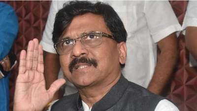 मुख्यमंत्र्यांच्या कानाखाली मारण्याची, शिवसेना भवन फोडण्याची भाषा करणाऱ्यांशी युती कशी होणार?; राऊतांचा सवाल