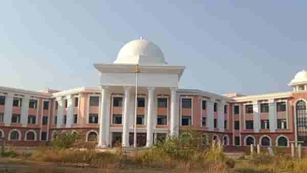 मोर्चा, आंदोलनामुळे काम करणं अशक्य; पालघरच्या नव्या जिल्हाधिकारी कार्यालयाच्या 100 मीटर परिसरात मनाई आदेश जारी