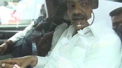 काल मुख्यमंत्री दानवेंना म्हणाले, आमचे भावी सहकारी, आज जयंत पाटील-देवेंद्र फडणवीस एकाच गाडीत!