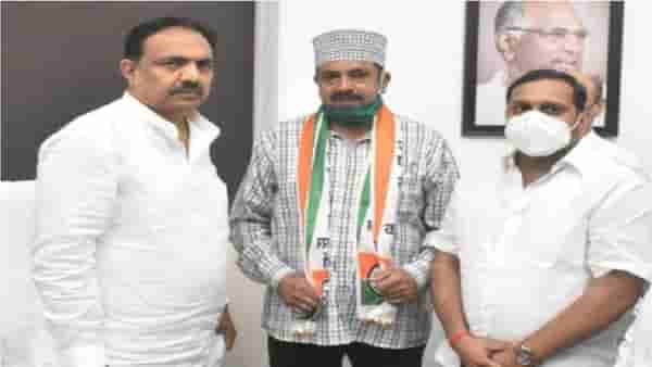 औरंगाबादमध्ये MIM ला तिसरा मोठा झटका, माजी नगरसेवकांचा राष्ट्रवादीत प्रवेश