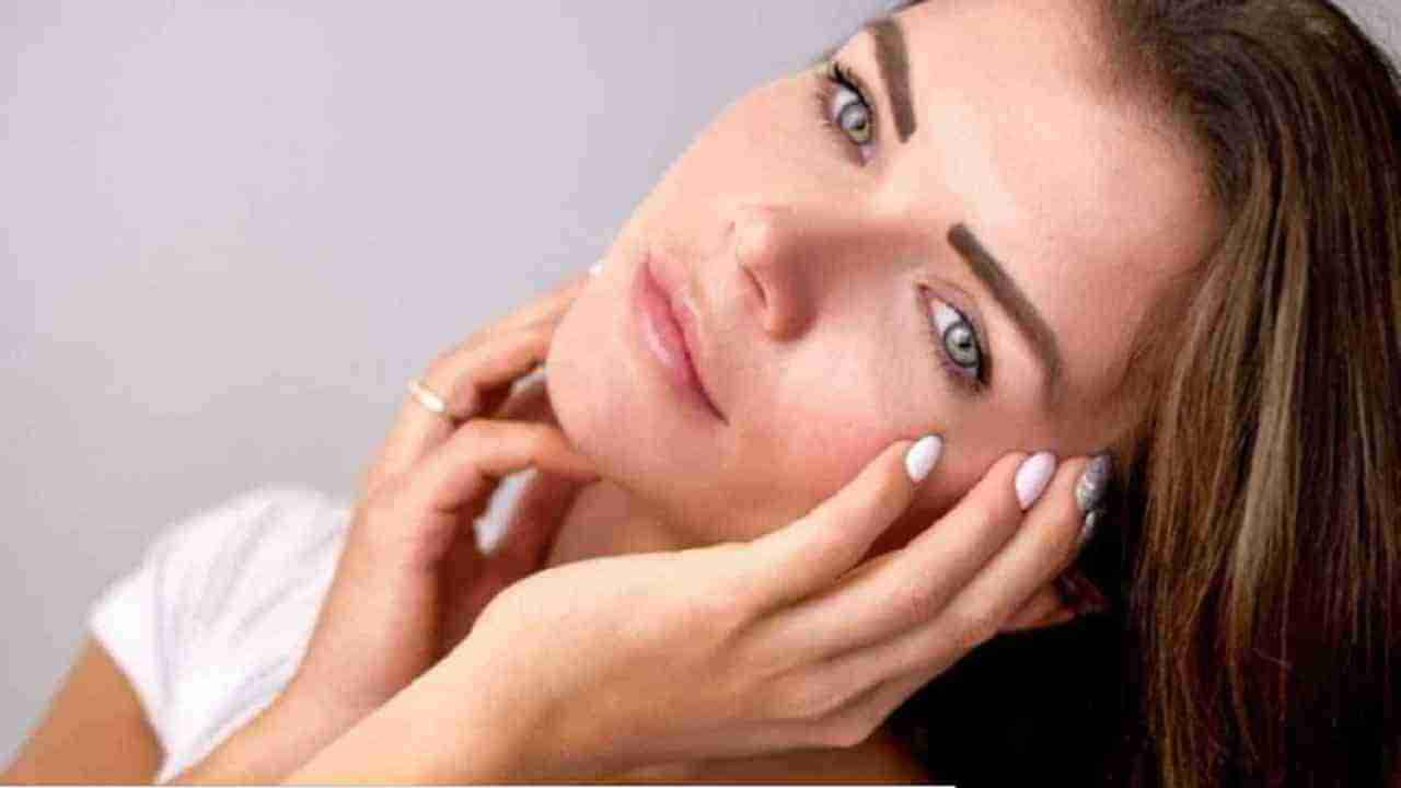 Skin Care Tips : चेहऱ्यावरील उघड्या छिद्रांमुळे त्रस्त आहात?, मग हे घरगुती उपाय करून पाहा!