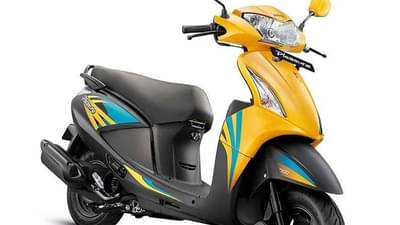 पेट्रोलच्या वाढत्या किंमतीमुळे हैराण आहात? या जबरदस्त मायलेजवाल्या 5 स्कूटर खरेदी करा